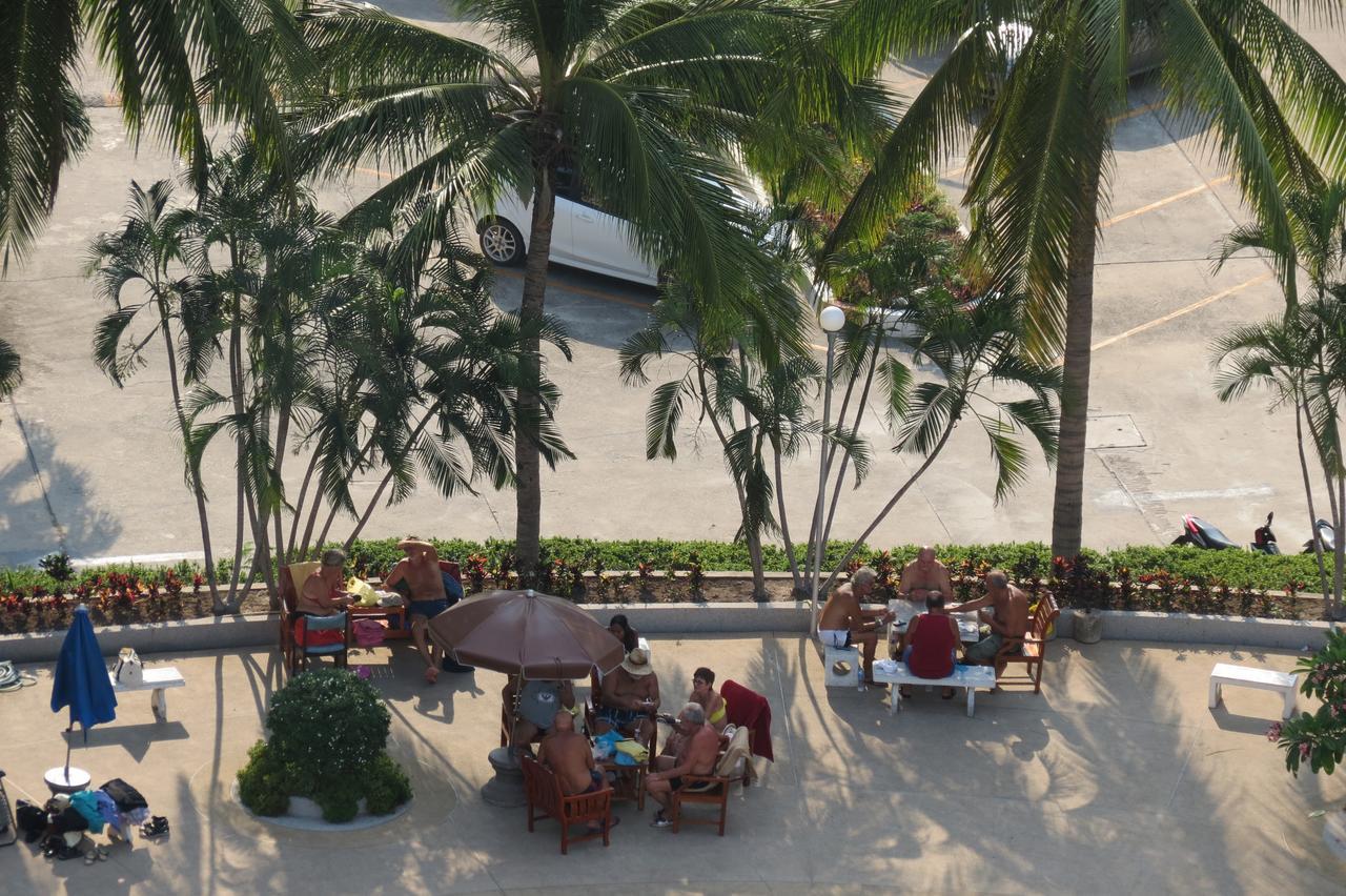 View Talay 1 Jomtien Apartment Патая Екстериор снимка